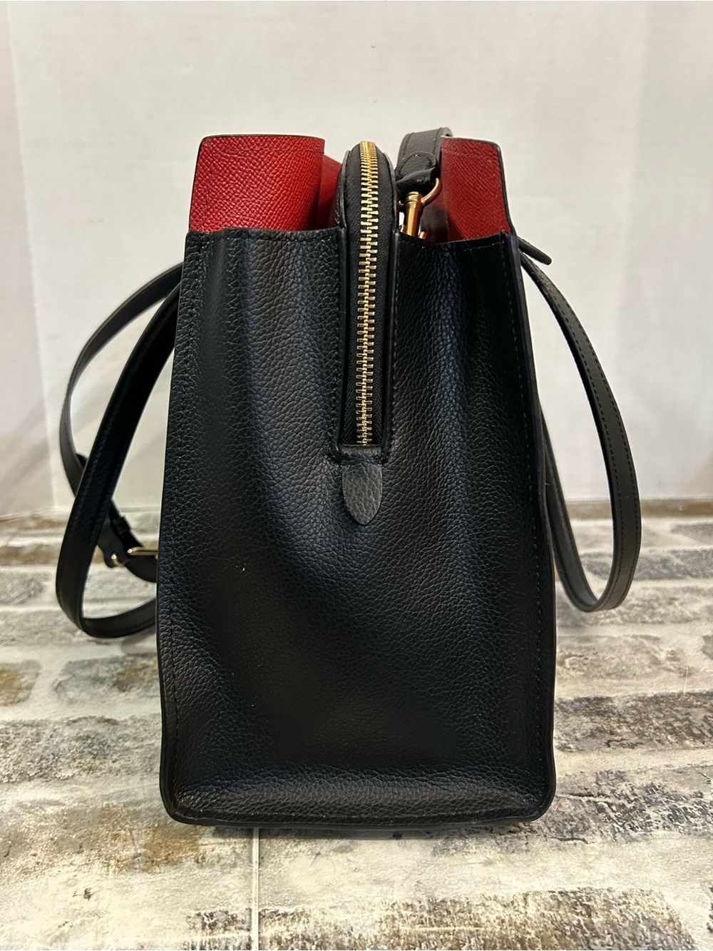 Coach Tatum Carryall 40 Tote/Crossbody Black True Red Interior - Picture 12 of 15